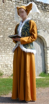 Vignette du costume de Christine la lettrée
