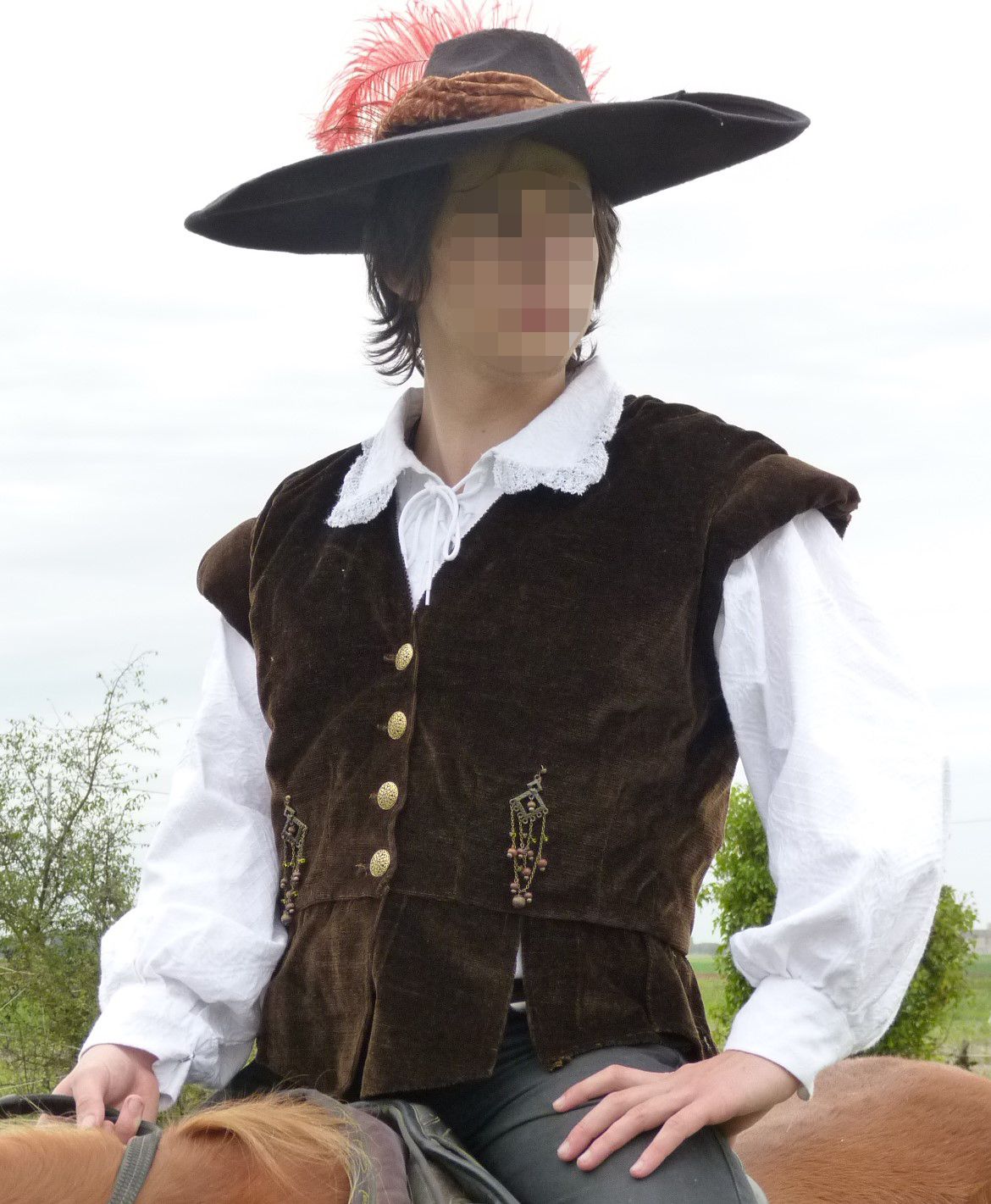 Détail du costume du baron de Sigognac