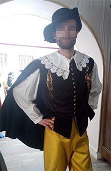 Vignette du costume des messieurs de Bois Doré