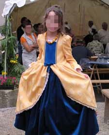 Costume de la duchesse des Bruères