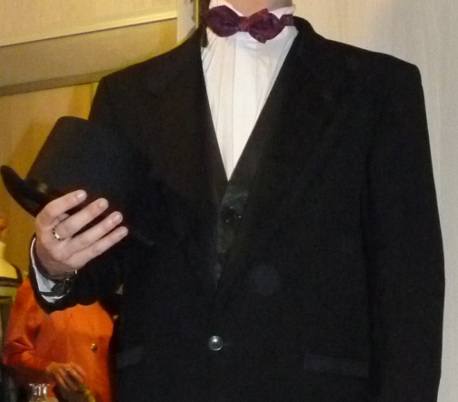 Détail de la tenue de soirée smoking
