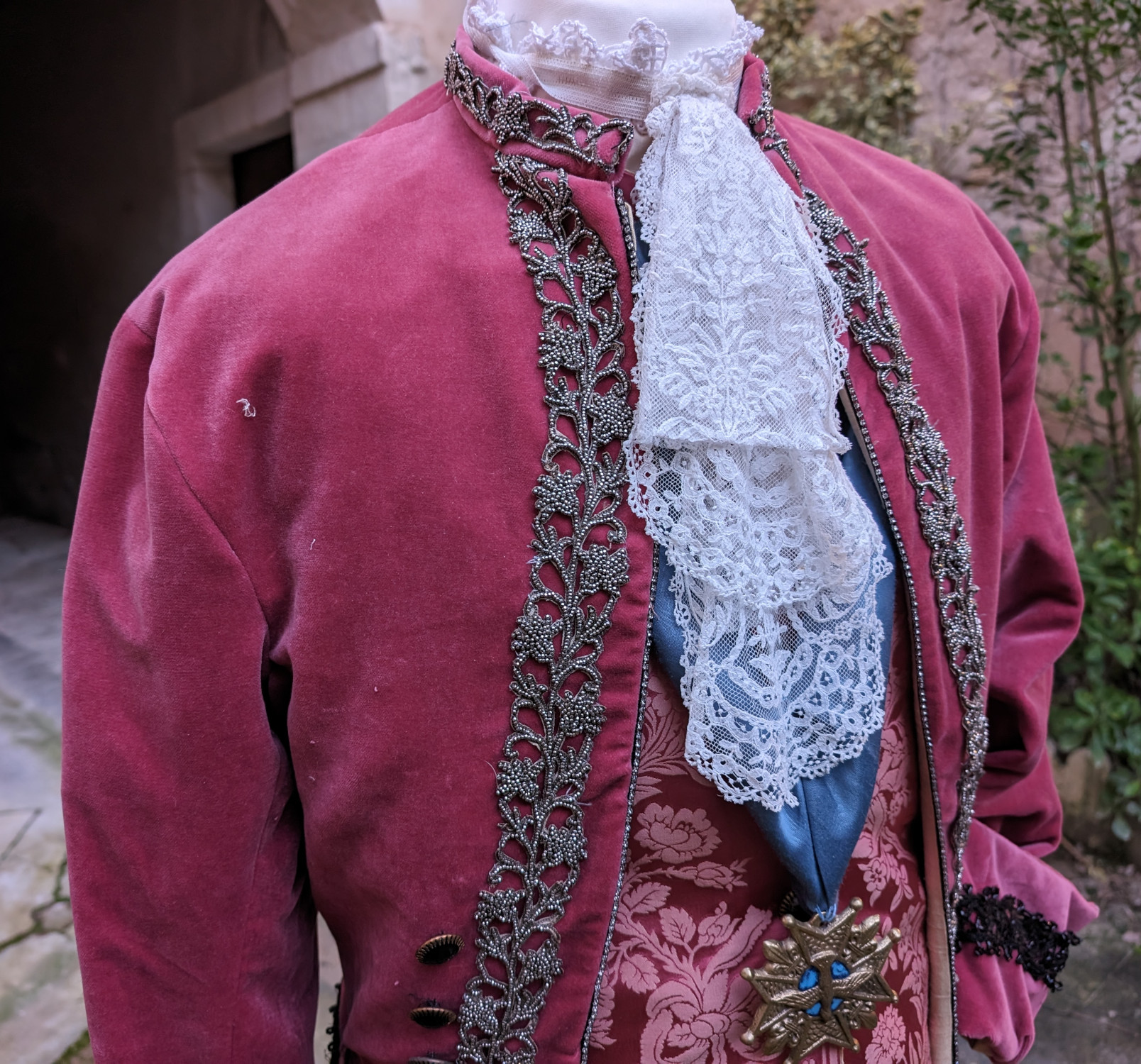 Détail du costume de Duc de Lauzun