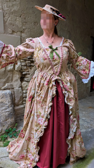 Vignette du costume de madame Geoffrin