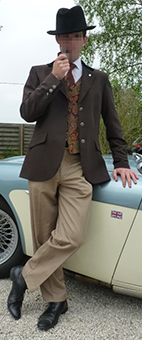 Vignette du costume de James