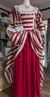Vignette du costume de la duchesse de Fontanges