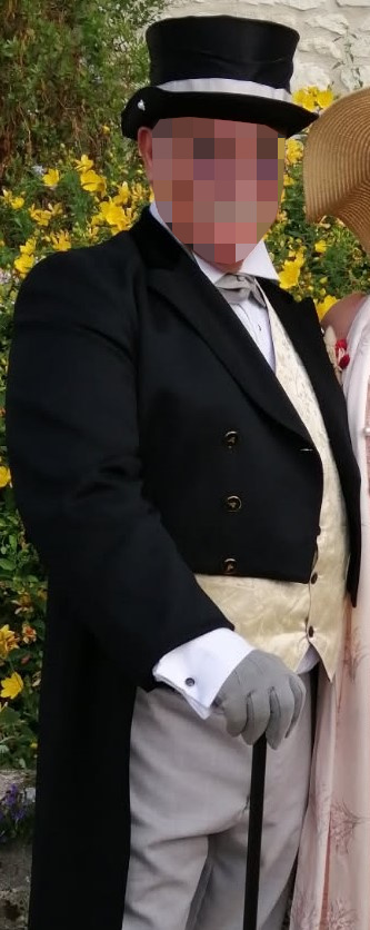 Costume de Comte de Châtel