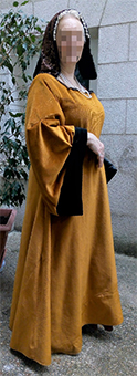Vignette du costume d’Anne de Bretagne
