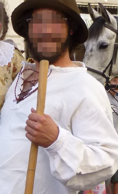 Détail de la chemise médiévale
