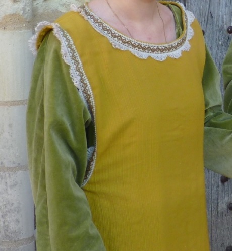 Detail of Ermengarde of Saxe’s costume