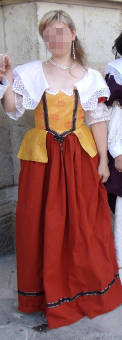 Vignette du costume de la vicomtesse de La Vineuse