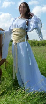 Vignette du costume de Héloïse la clémente