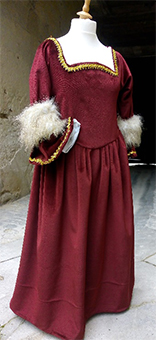 Vignette du costume de Anne Boleyn